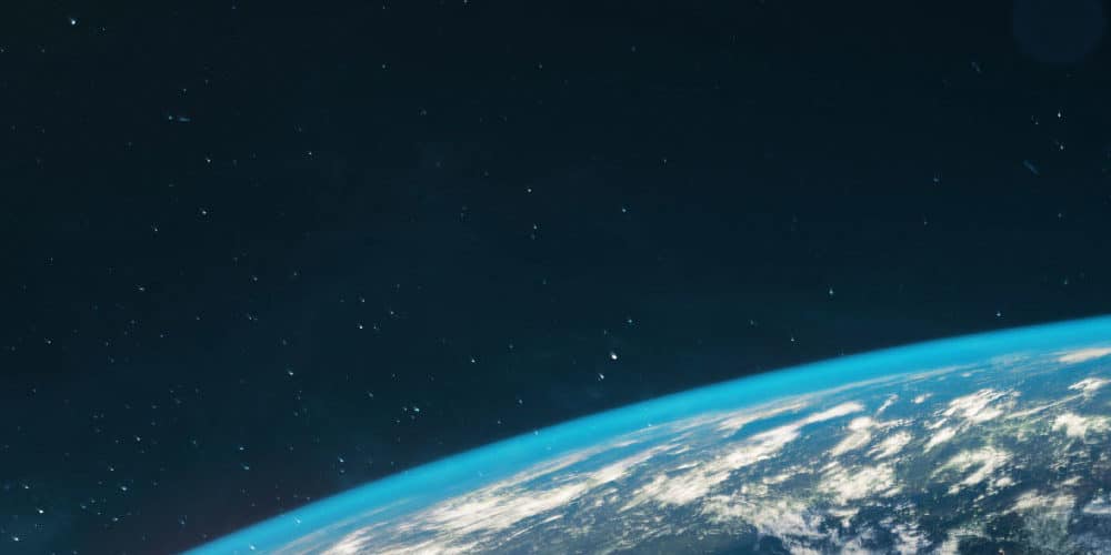 Esta es una fotografía del planeta Tierra relacionada con cómo Hanwha se prepara para acelerar en la carrera espacial.